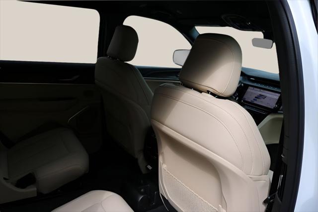 2026 Jeep Grand Cherokee Limited 4x2