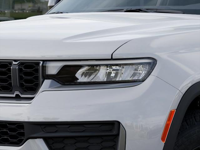 2026 Jeep Grand Cherokee Altitude 4x4
