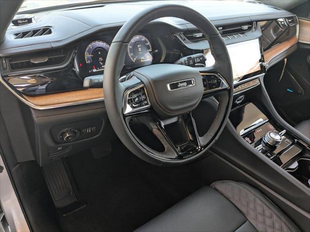 2026 Jeep Grand Cherokee GRAND CHEROKEE SUMMIT 4X4