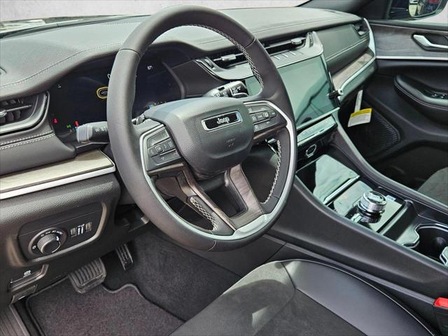 2026 Jeep Grand Cherokee L GRAND CHEROKEE L LAREDO ALTITUDE 4X4