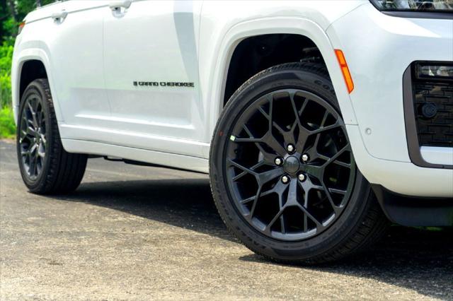 2026 Jeep Grand Cherokee GRAND CHEROKEE SUMMIT 4X4 2026 Jeep Grand Cherokee GRAND CHEROKEE SUMMIT 4X4