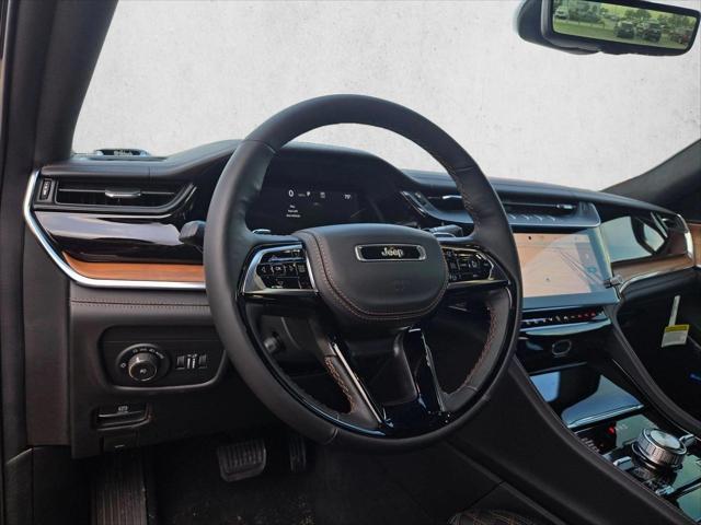 2026 Jeep Grand Cherokee Summit 4x4