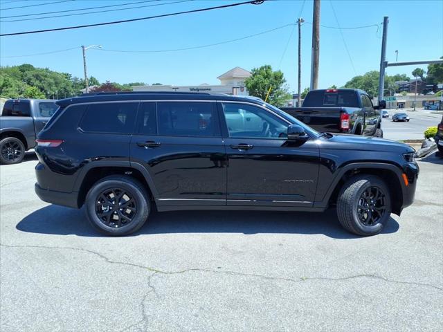 2026 Jeep Grand Cherokee GRAND CHEROKEE L LAREDO ALTITUDE 4X4
