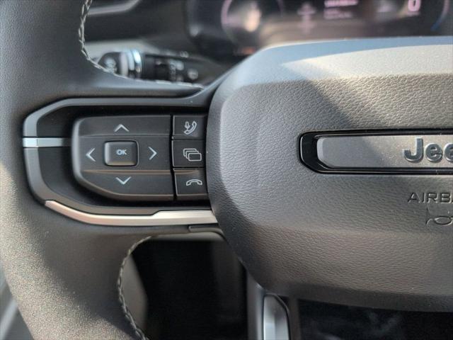 2026 Jeep Cherokee Laredo 4x4
