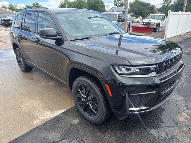2026 Jeep Grand Cherokee Altitude 4x4 for sale in Beatrice, NE