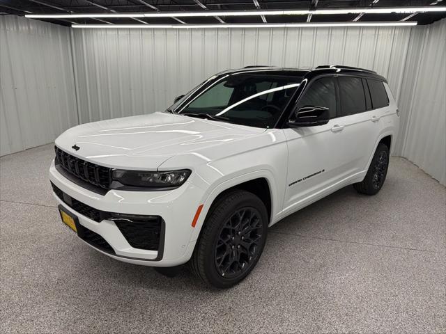 2026 Jeep Grand Cherokee GRAND CHEROKEE L SUMMIT 4X4
