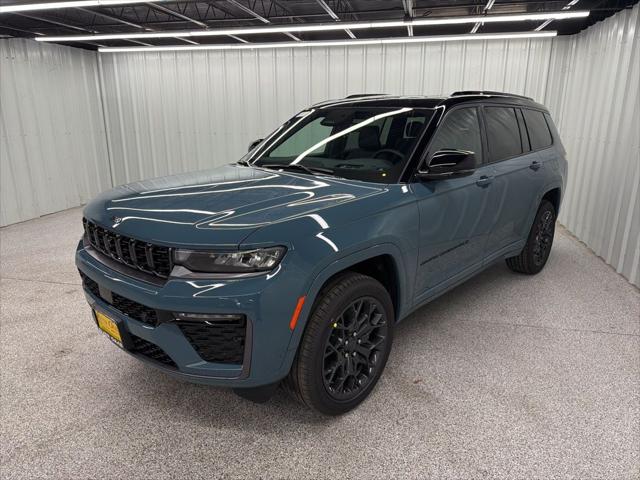 2026 Jeep Grand Cherokee GRAND CHEROKEE L SUMMIT 4X4
