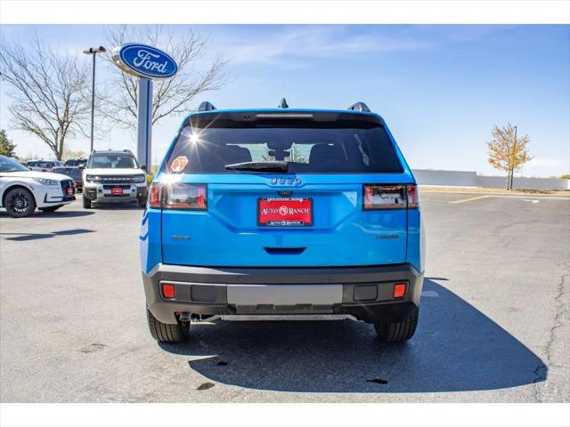 2026 Jeep Cherokee Laredo 4x4