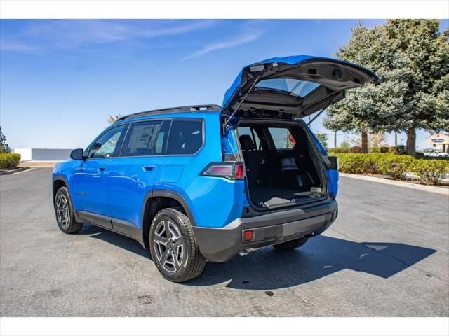 2026 Jeep Cherokee Laredo 4x4