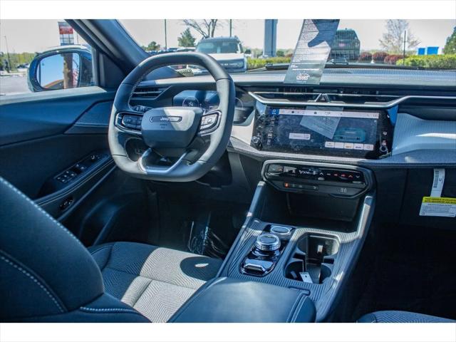 2026 Jeep Cherokee Laredo 4x4