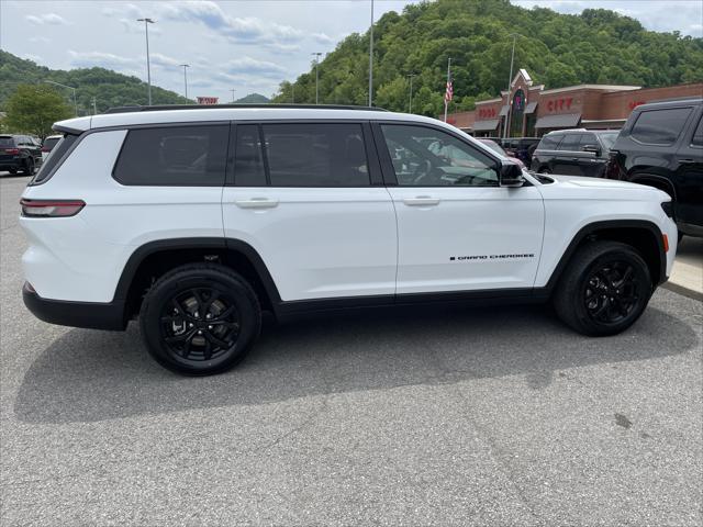 2026 Jeep Grand Cherokee L GRAND CHEROKEE L LAREDO ALTITUDE 4X4 2026 Jeep Grand Cherokee L GRAND CHEROKEE L LAREDO ALTITUDE 4X4