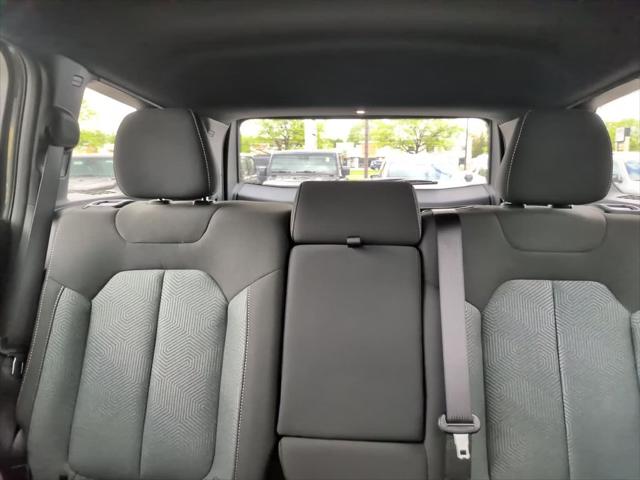 2026 Jeep Cherokee Laredo 4x4