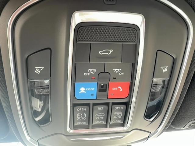 2026 Jeep Cherokee Overland 4x4