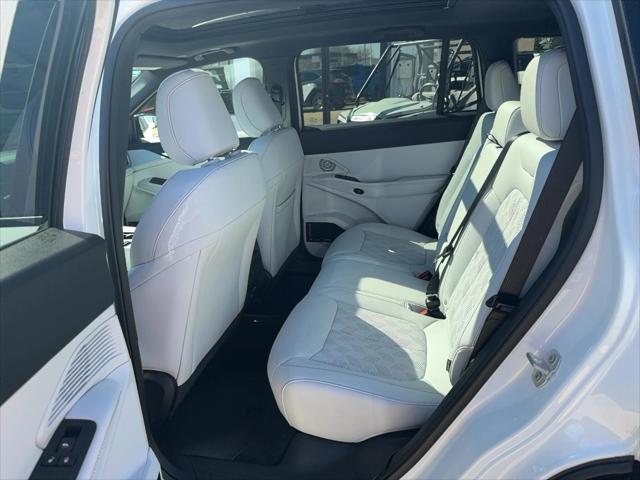 2026 Jeep Cherokee Overland 4x4