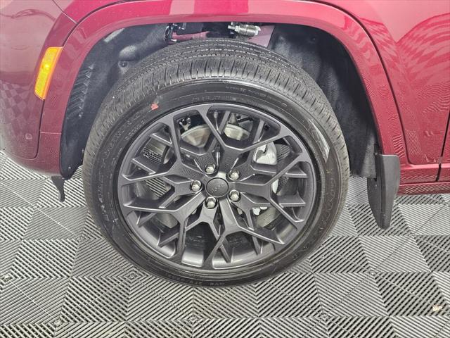 2026 Jeep Grand Cherokee Summit 4x4