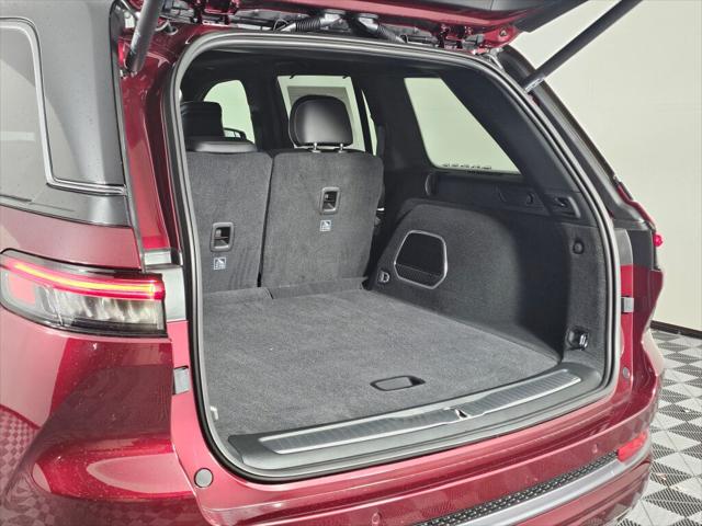 2026 Jeep Grand Cherokee Summit 4x4