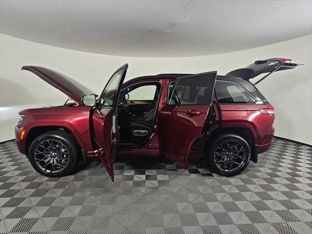 2026 Jeep Grand Cherokee Summit 4x4