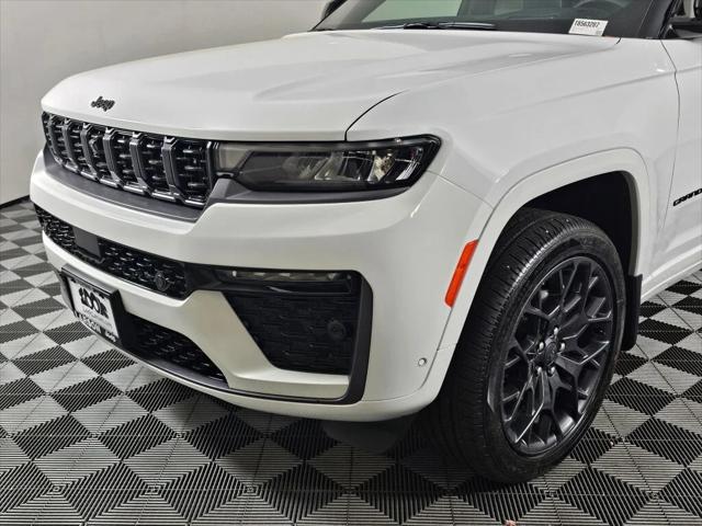 2026 Jeep Grand Cherokee Summit 4x4