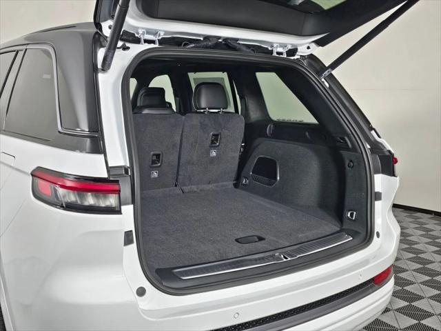 2026 Jeep Grand Cherokee Summit 4x4