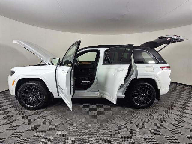 2026 Jeep Grand Cherokee Summit 4x4