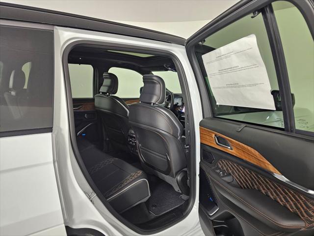 2026 Jeep Grand Cherokee Summit 4x4