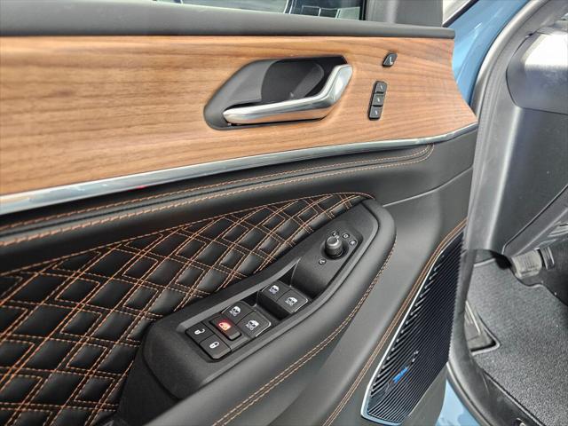 2026 Jeep Grand Cherokee Summit 4x4