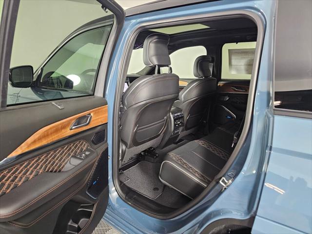 2026 Jeep Grand Cherokee Summit 4x4