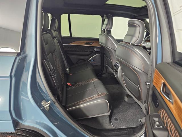 2026 Jeep Grand Cherokee Summit 4x4
