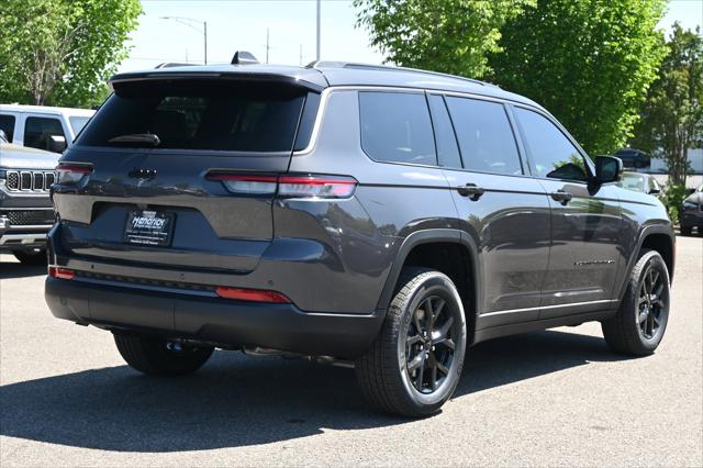 New 2026 Baltic Gray Metallic Clear-Coat Exterior Paint Jeep Laredo image 36