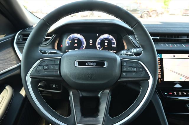 New 2026 Baltic Gray Metallic Clear-Coat Exterior Paint Jeep Laredo image 43