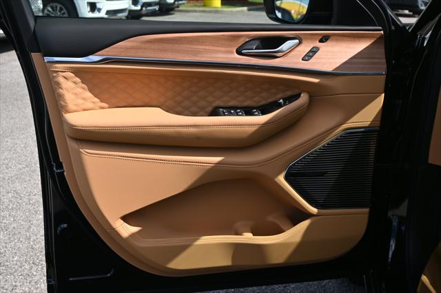 2026 Jeep Grand Cherokee Summit 4x4