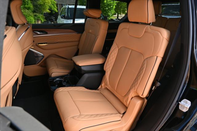 2026 Jeep Grand Cherokee Summit 4x4