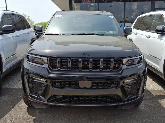 2026 Jeep Grand Cherokee GRAND CHEROKEE SUMMIT 4X4