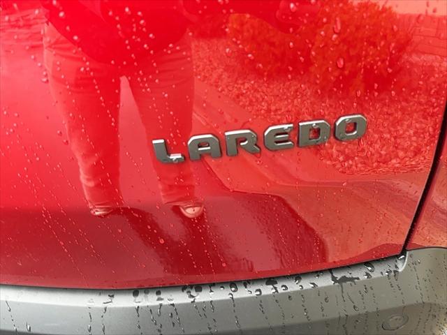 2026 Jeep Cherokee Laredo 4x4