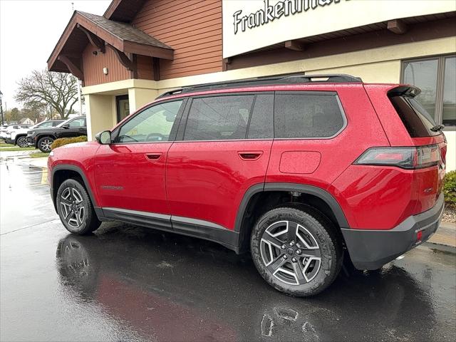 2026 Jeep Cherokee Laredo 4x4