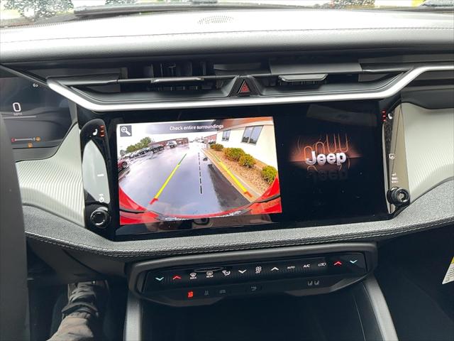 2026 Jeep Cherokee Laredo 4x4