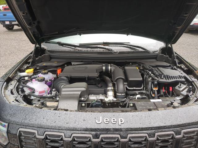2026 Jeep Cherokee Laredo 4x4