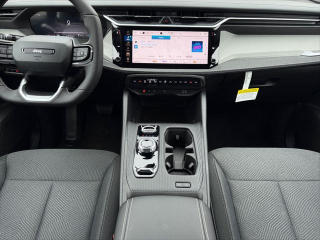 2026 Jeep Cherokee Laredo 4x4