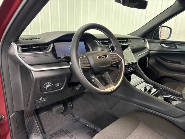 2026 Jeep Grand Cherokee Altitude 4x4