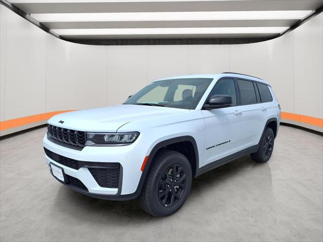 2026 Jeep Grand Cherokee L GRAND CHEROKEE L LAREDO ALTITUDE 4X2