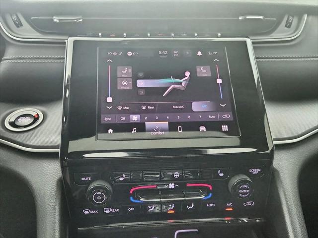2026 Jeep Grand Cherokee Altitude 4x4