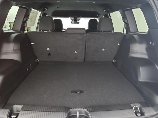 2026 Jeep Cherokee Laredo 4x4