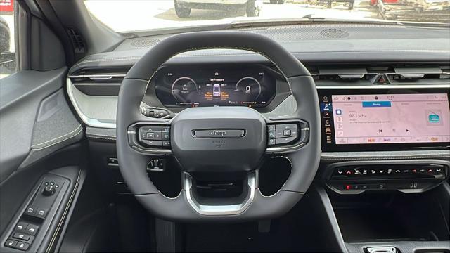 2026 Jeep Cherokee CHEROKEE LAREDO 4X4