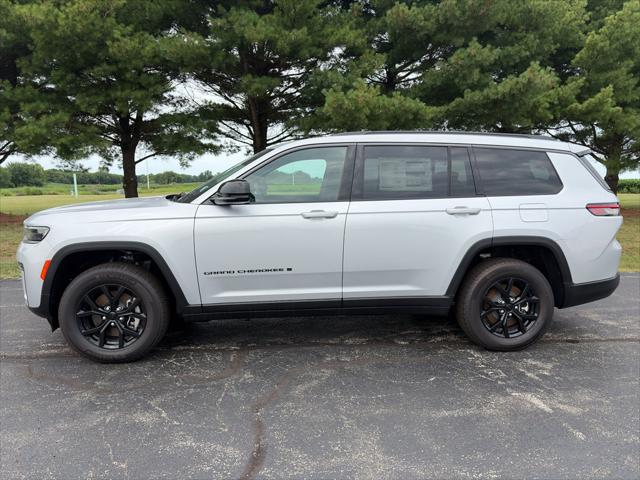 2026 Jeep Grand Cherokee Altitude 4x4 for sale in Taylorville, IL