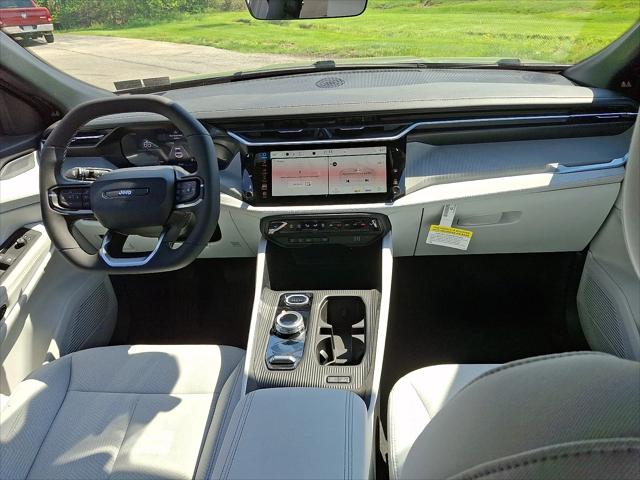 2026 Jeep Cherokee Laredo 4x4