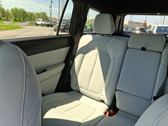 2026 Jeep Cherokee Laredo 4x4