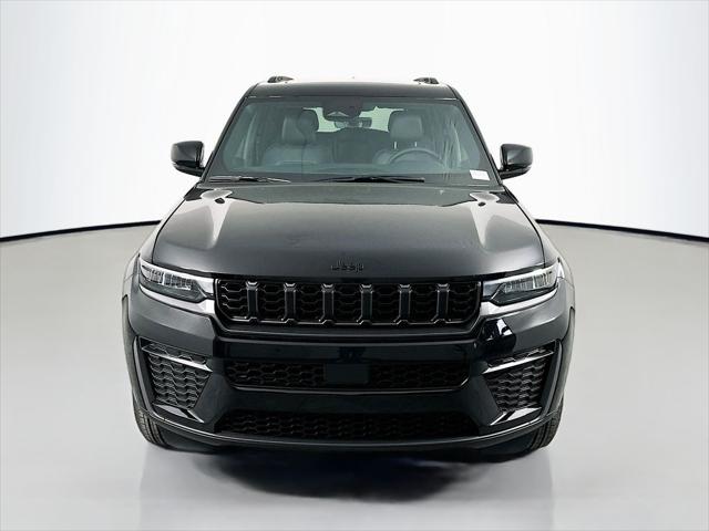 2026 Jeep Grand Cherokee GRAND CHEROKEE LAREDO ALTITUDE 4X2
