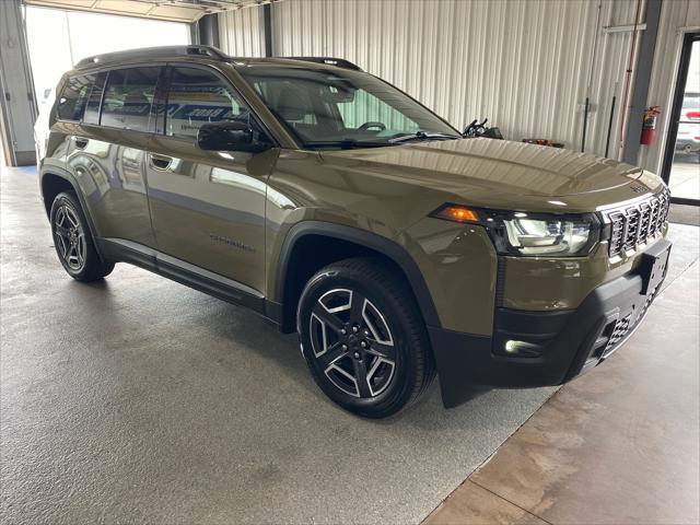 2026 Jeep Cherokee CHEROKEE LAREDO 4X4