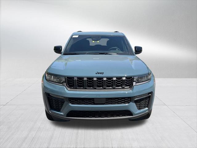 2026 Jeep Grand Cherokee Limited 4x2