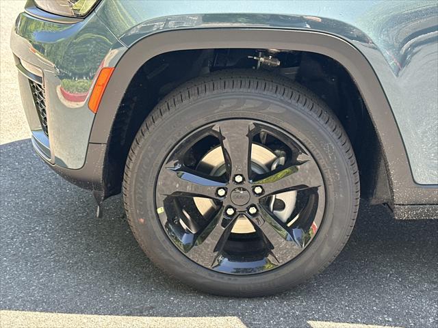2026 Jeep Grand Cherokee Limited 4x2